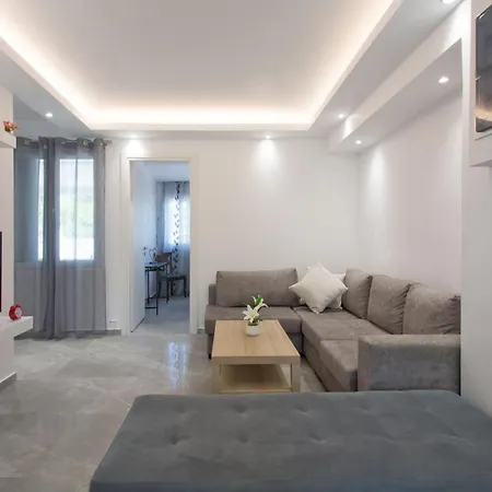 Villa Oresti's Near Airport & Artemida (Attica)