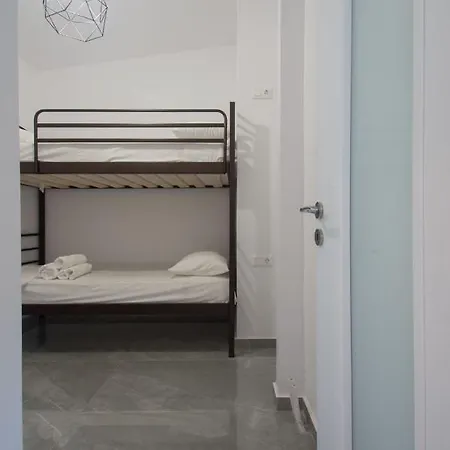 Villa Oresti's Near Airport &